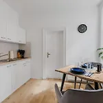 Cruwzo I Exclusive In Location With Parking Apartament Ingolstadt