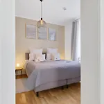 Cruwzo I Exclusive In Location With Parking Apartament Ingolstadt